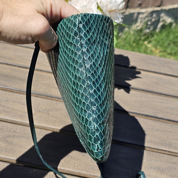 Vtg. Clemente green python purse - Picture 8 of 11